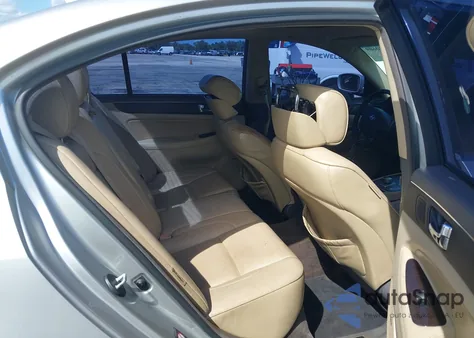 2009 Hyundai Genesis 4.6 z USA, uszkodzony, nr VIN KMHGC46FX9U042296